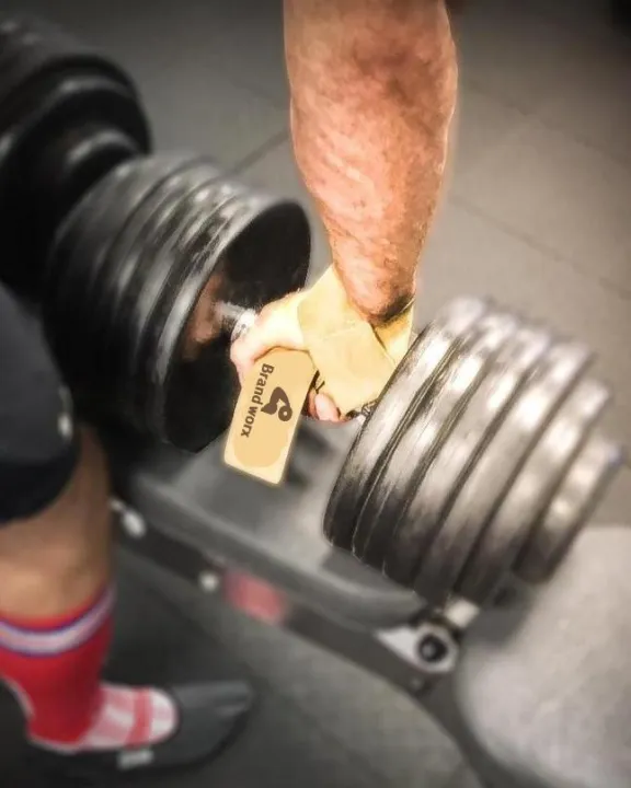 Premium%202"/5Cm%20Wide%20Genuine%20Leather%20Lifting%20Straps%20-%20Image%205