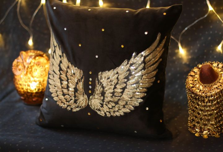 Kawish Home - Luxury Handmade Golden Wing- 100% Velvet Cushion Covers - 16 x 16 inches - Sofa Cushion Pillow