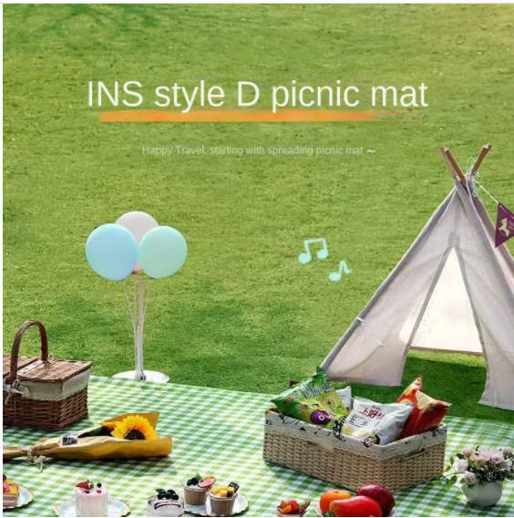 2x2M%20Foldable%20Portable%20Picnic%20Mat%20Waterproof%20Oxford%20Cloth%20Picnic%20Blanket%20Moisture-proof%20Thicken%20Lightweight%20Camping%20Sleeping%20Pad%20-%20Image%203