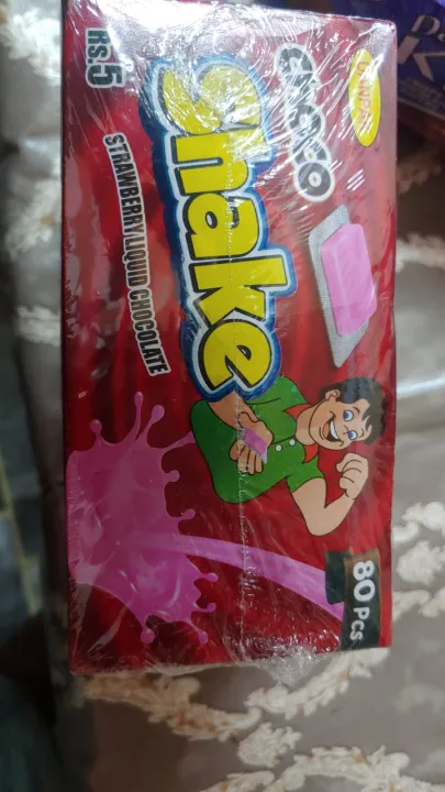 CHOCO%20SHAKE,%20STRAWBERRY%20LIQUID%20CHOCOLATE%C2%A0%20(80%20pcs)%20-%20Image%204