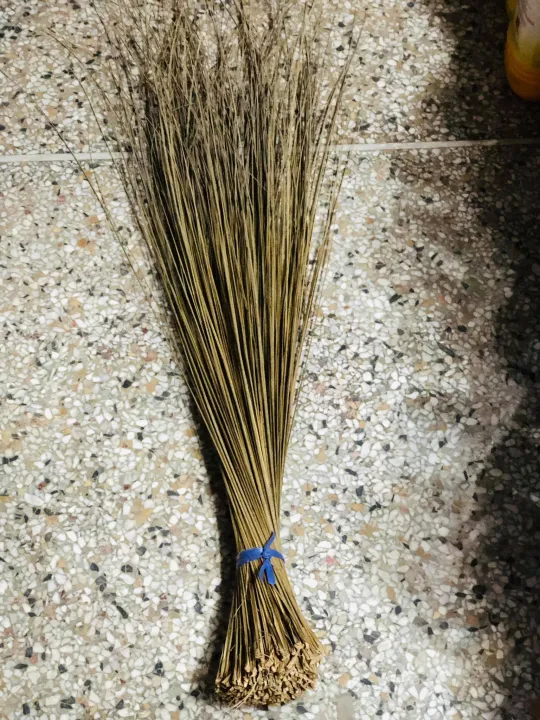 Broom%20Stick%20%D8%A8%D8%A7%D9%86%D8%B3%20%D8%AC%DA%BE%D8%A7%DA%91%D9%88%20Bans%20Jhaaru%20Jharo%20Jharoo%20Jharu%20Feather%20Broom%20Sweeper%20Feather%20Duster%20Long%20Lasting%20Quality%20Durable%20Feathers%20Bans%20Feather%20-%20Image%203