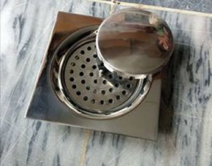 Floor%20waste%20Stainless%20Steel%20-%20Image%204