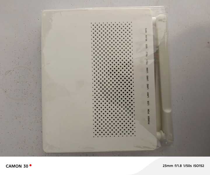 Huawei%20HG8546M%20XPON%20FIBER%20OPTIC%20WIFI%20ROUTER%20-%20Image%202