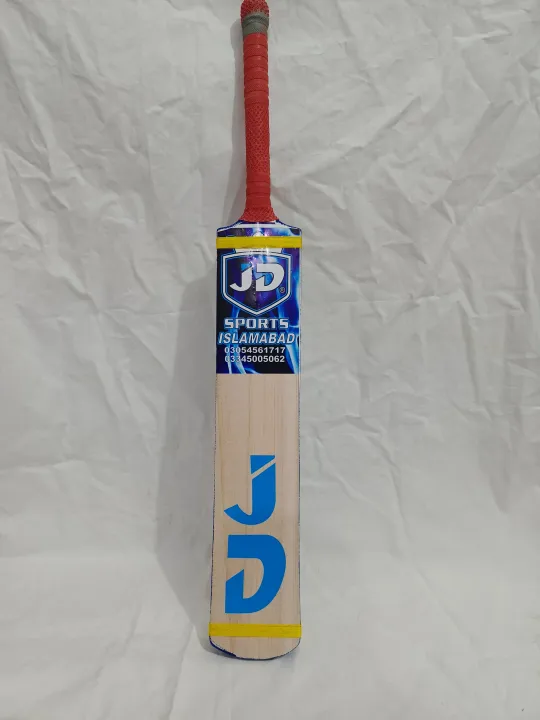 JD%20Original%20(%20KC%20The%20Boss%20Edition%202024%20)%20Bat%20%7C%20Professional%20Tape%20Ball%20Bat%20%7C%20Rawalakot%20Wood%20%7C%20Perfect%20Balance%20%7C%20Full%20Cane%20-%20Image%206