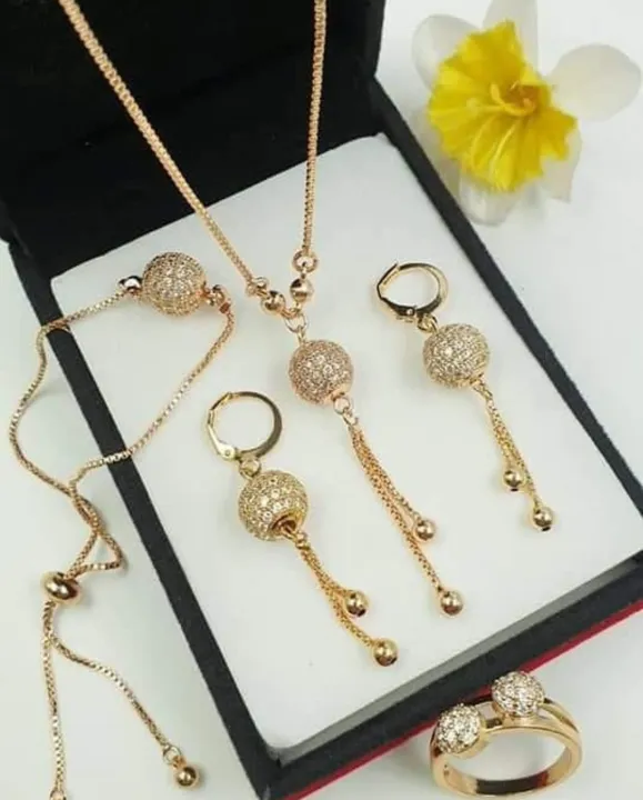 Gold%20Plated%20Locket%20Chain%20Necklace%20Bracelet%20Ring%20Set%20with%20Earrings%20for%20Girls%20&%20Women%2024k%20Gold%20complete%20set%20-%20Image%202