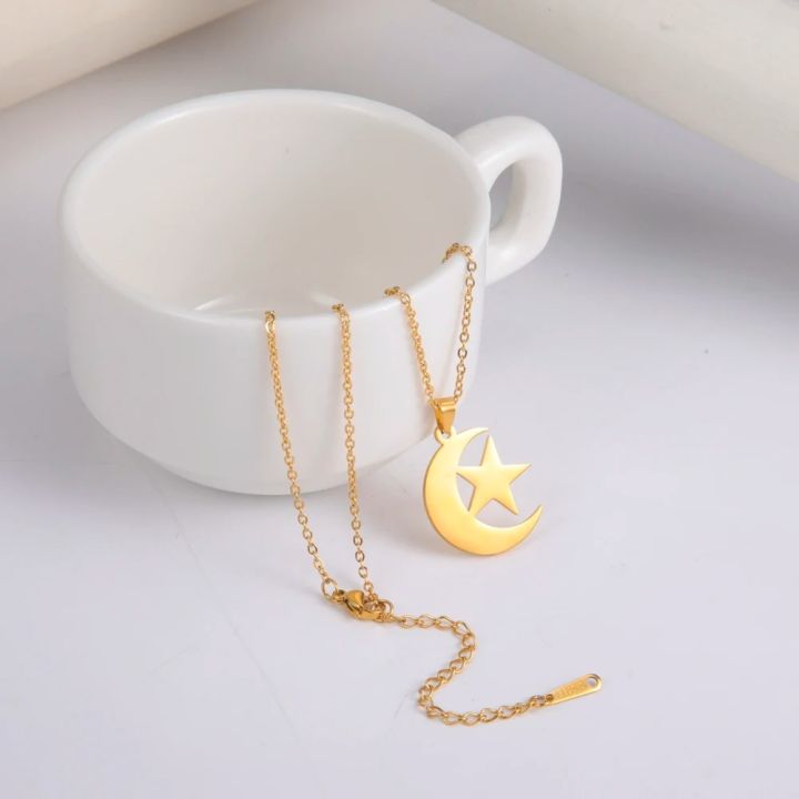 Gold%20Crescent%20Moon%20&%20Star%20Necklace%20for%20Women%20%E2%80%93%20Islamic%20Pendant%20Chain,%20Stainless%20Steel%20Jewelry%20for%20Girls%20-%20Image%206