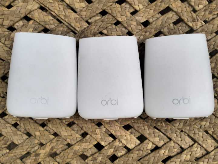 Netgear Orbi RB20-AC2200 Mesh Router
