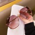 Round Sunglasses Women Brand Designer Gradient Fashion Sun Glasses Female Rimless Metal Oculos De Sol luxury designer. 