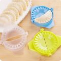 【HOT】 Dumpling Mold DIY Plastic Practical Dumpling Maker Machine Kitchen Ravioli Dumpling Press Gadget Baking Mold Kitchen Accessories. 