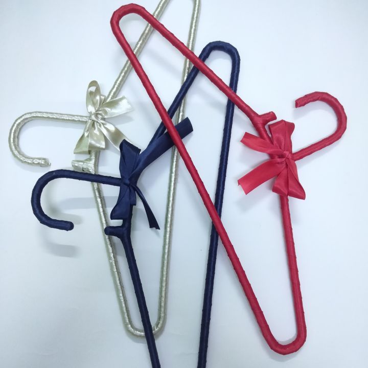 Pack%20of%206%20fancy%20hangers%20/%20hangers%20for%20bridal%20dresses%20/%20durable%20high%20quality%20hangers%20/%20unique%20hangers%20/%20handmade%20hangers%20/%20hangers%20for%20wedding%20-%20Image%205