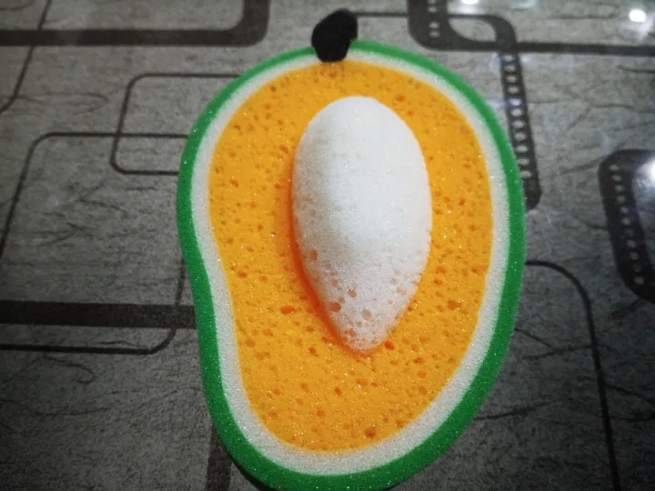 Kids%20Bath%20Sponge%20Scrubber%20(Fruit%20Shaped%20Bath%20Sponge%20Foam%20for%20Kids)%20-%201%20Piece%20-%20Image%206