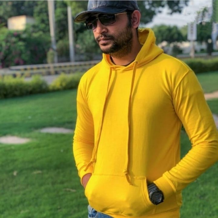 Plain%20Fleece%20Printed%20Pull%20Over%20Hoodie%20for%20Men%20-%20Yellow%20-%20Image%202