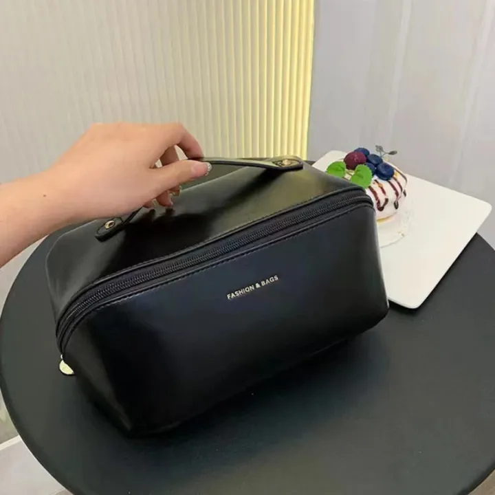 New%20Waterproof%20PU%20Leather%20Makeup%20Case%20for%20Women%20%E2%80%93%20Portable%20Cosmetic%20Organizer%20with%20Handle%20and%20Divider,%20Large%20Capacity%20Pouch%20for%20Lipsticks,%20Brushes,%20and%20Beauty%20Accessories%20for%20Travel%20and%20Home%20-%20Image%208