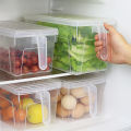 Plastic Storage Containers Square Handle Food Storage Organizer Boxes with Lids. 
