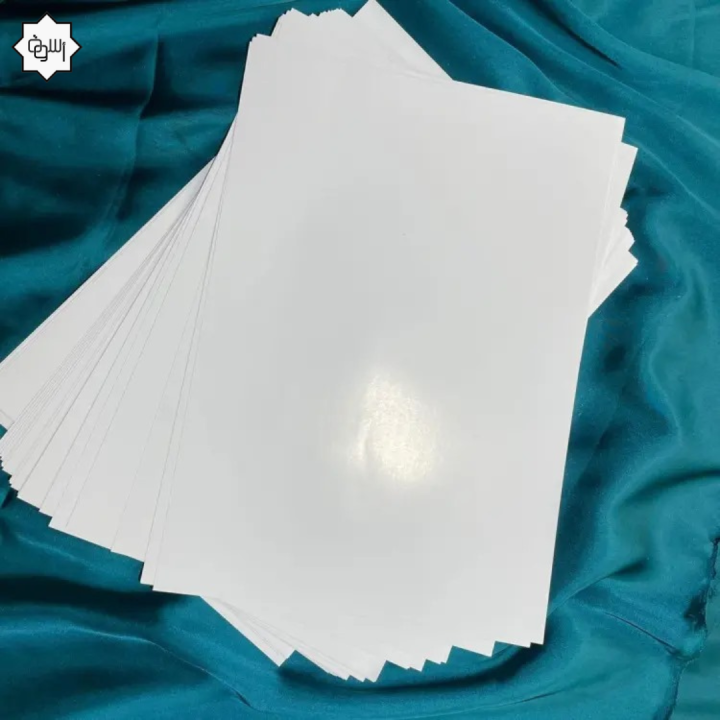 Glossy%20Calligraphy%20&%20Art%20Paper%20Sheets%20%E2%80%93%20A4%20Sheets,%20128%E2%80%AFg/m%C2%B2,%20for%20Calligraphy,%20Drawing%20&%20Printing%20-%20Image%202