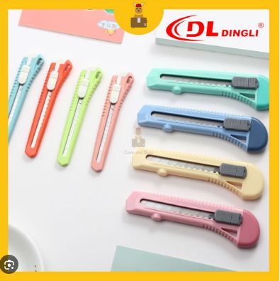 DL PAPER CUTTER KNIFE DL3071