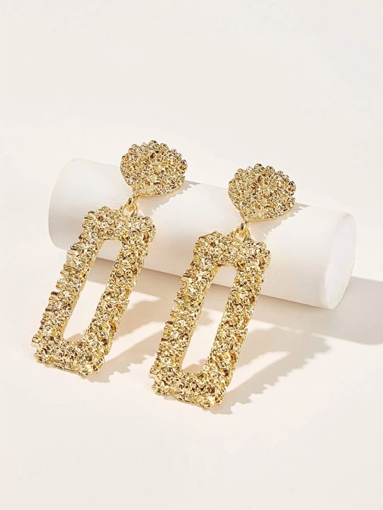 Open%20Rectangle%20Textured%20Drop%20Earrings%20-%20Image%206