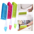 1Pc Dust Brush Sofa Brush Soft Hair Plastic Long Handled Utility Dust Carpet Bed Sheet Cleaner Brush Bed Cleaning Brush Minimalist Household Cleaning Supplies. 