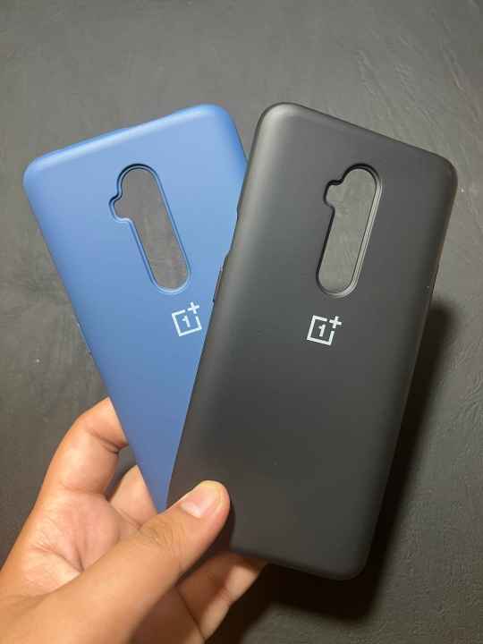 OnePlus%207T%20Pro%20/%207%20Pro%20-%20OnePlus%20Official%20Silicone%20Back%20Cover%20-%20Black%20-%20Image%207