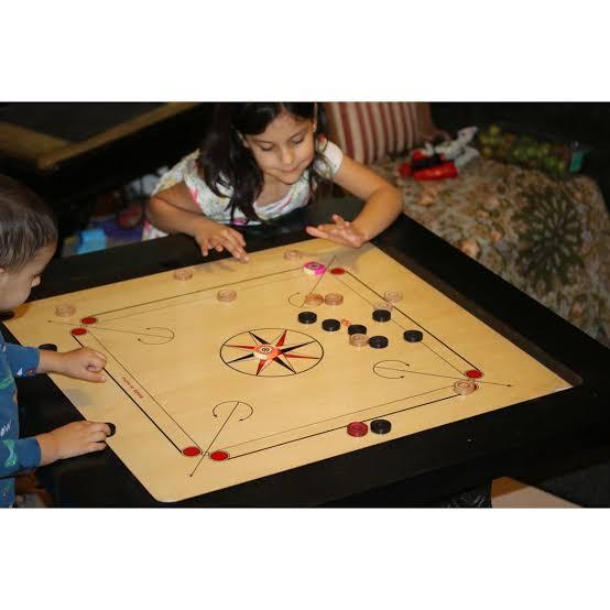 25'%2031'%20&%2036'%20inch%20Wooden%20Carrom%20Board%20Game%20With%20Striker%20and%20Coins%20Set%20-%20Image%206