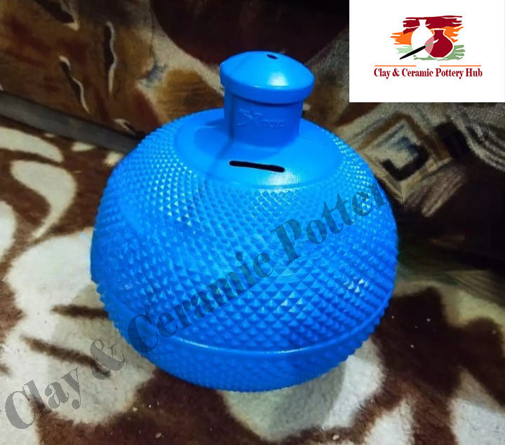 Pack%20of%202%20Money%20Bank%20%7C%20Plastic%20Money%20Saving%20box%20(Medium)%20for%20your%20kids%20-%20Image%204