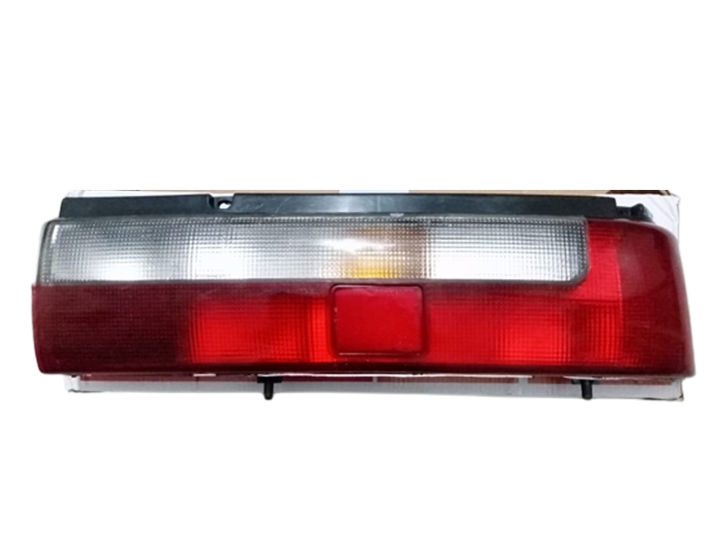 Suzuki%20Cultus%20OLD%20tail%20Light%20Set%20-%20Both%20sides%202%20Pieces%20(Left%20+%20Right%20side)%20-%20Image%203