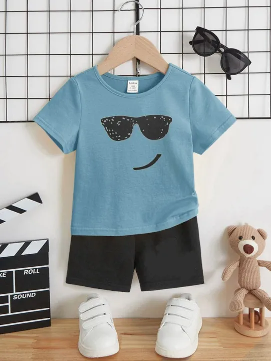 T-Shirts%20And%20Short%20Pants%20For%20Baby%20Girls%20%20&%20Boys%20Round%20Neck%20Short%20Sleeves%20Tee%20Top's%20Clothes%20Sets%20Dresses%20Outfit%20Fajar%20Stock%20-%20Image%203