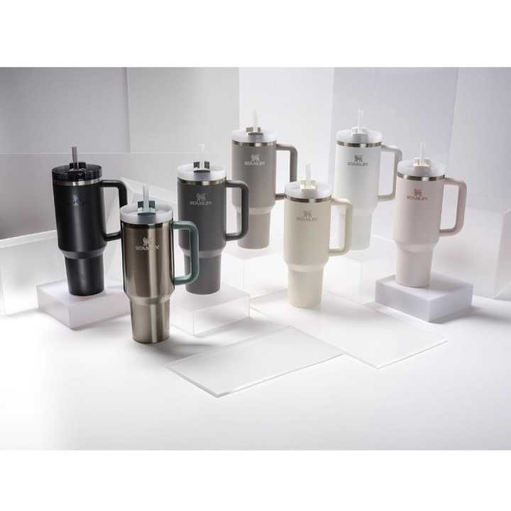 Original%20USA%20Imported%20Stanley%20Cup%20Quencher%20H2.0%20FlowState%20Stainless%20Steel%20Vacuum%20Insulated%20Tumbler%20with%20Lid%20and%20Straw%20%E2%80%93%2040%20oz%20-%20Image%209
