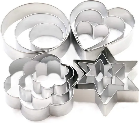 12Pcs%20Cookie%20Cutter%204%20Different%20Shapes%20%20-%20%20Cookie%20Cutters%20Set%20-%20Cookie%20Cutters%20Mini%20Geometric%20Shapes%20Cookie%20Cutters,%20Vegetable%20Shape%20Cutters%20for%20Kitchen,%20Baking,%20Halloween%20&%20Christmas,%2012%20Pcs%20(white)%20-%20Image%203