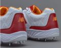 Cricket Spikes Shoes New Balance CK10 Fantom Fit. 