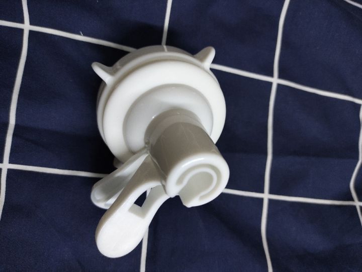 Water%20Dispenser%20Tap%20High%20Quality%20Bottled%20Tap%20for%2019%20liter%20water%20bottle%20-%20Image%202