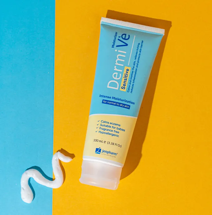 Jenpharm%20-%20Dermive%20Sensitive%20Moisturizer%20100ml%20-%20Fragrance%20Free%20-%20Calms%20Eczema%20-%20Suitable%20For%20Babies%20-%20Hypoallergenic%20-%20Intense%20Moisturization%20-%20Relives%20Itching%20-%20100%25%20Original%20-%20Best%20Moisturizer%20in%20Pakistan%20-%20Image%205