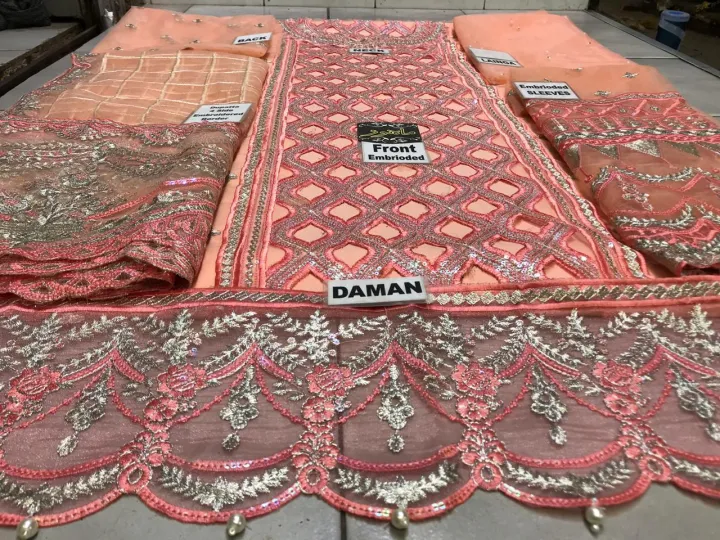 Unstitched%20Chiffon%20Embroidered%20Suit%20For%20Women%20-%203%20Piece%20-%20Image%204