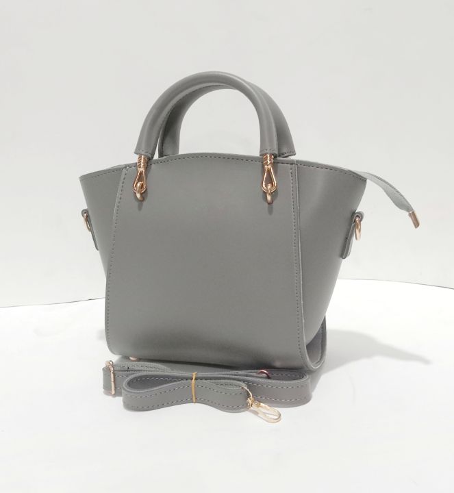 Lawish%20Handbag%20for%20girls-Leather%20Bag%20For%20Women-Shoulder%20Bag%20For%20Ladies-Cross%20Body%20&%20Shoulder%20Bags%20For%20Gift%20-%20Image%204