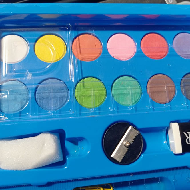 Coloring%20Box%20for%20Kids%20(86%20Piece%20Color%20Set%20ARCL861)%20-%20Image%203