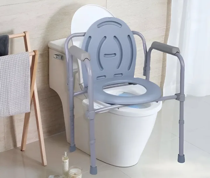 Imported%20China%20Aluminum%20Height%20Adjustable%20And%20Foldable%20Toilet%20Commode%20Chair%20-%20Image%203