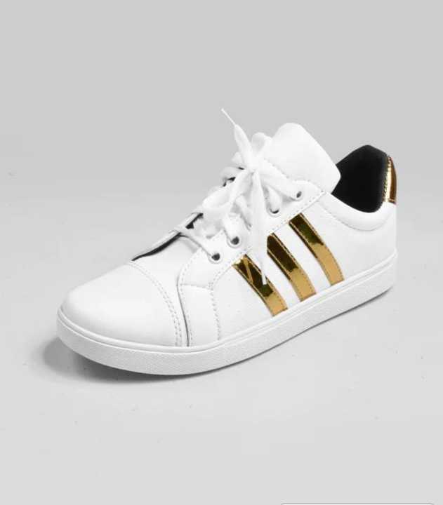 New%20Women%20Sneakers%20Casual%20Shoes%20High%20Quality%20Woman%20Flats%20Low-Top%20Loafers%20Girls%20Student%20White%20Shoes%20Ladies%20Shoes%20-%20Image%204