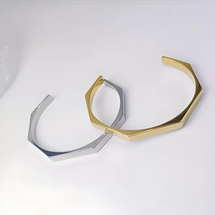 Bracelet%20for%20Men%20and%20Boys%20Stainless%20Steel%20Handcuff%20Style%20Bracelet%20Fashion%20and%20Street%20Style%20Multiple%20Colors%20-%20Image%204