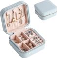 Leather Jewellery Organizer Box with Zipper ,Hair Accessories Leather Jewellery Organizer Box with Zipper | Ear Rings & Necklace_Bracelets Holder | Small Jewelry Box Vanity Hanger Stand Velvet. 