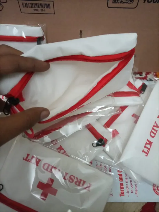 First%20Aid%20kit%20pouch%20-%20Image%204