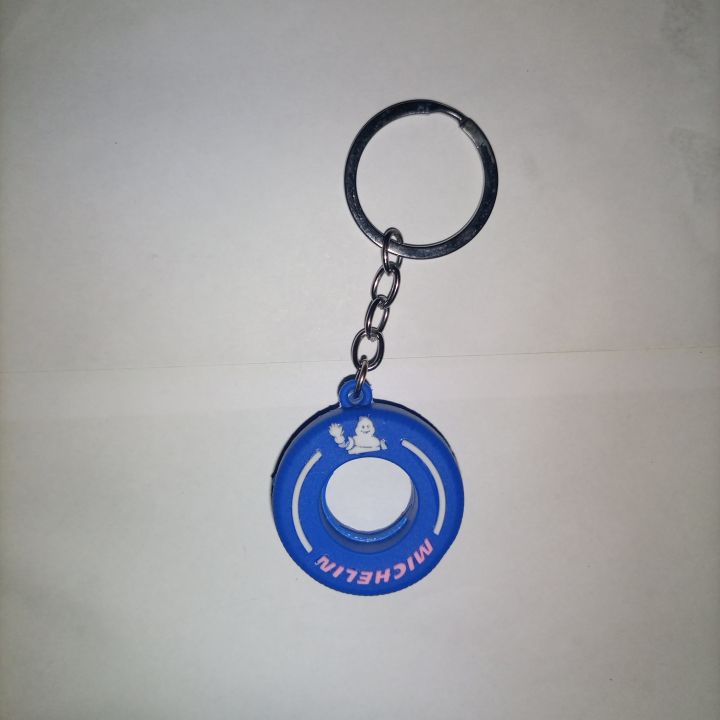 Stylish%20Tire%20Shape%20Rubber%20Keycahin%20-%20Image%207