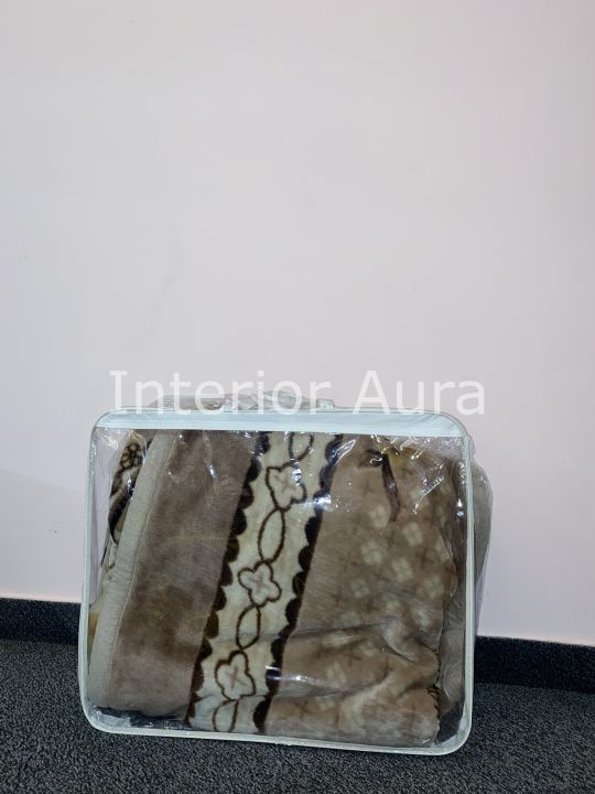 Double%20Blanket%20Cover%20Double%20Quilt%20Plastic%20Cover%20Razai%20Cover%202%20Double%20Blanket%20Cover%20Bag%20Full%20Size%20Double%20Quilt%20Cover%20Transparent%20High%20Quality%20%20Imported%20Razai%20&%20Blanket%20Cover%20King%20Size%20Bridal%20Blanket%20Cover%20Bag%20Blanket%20Storage%20Bag%20Export%20Quality%20-%20Image%204