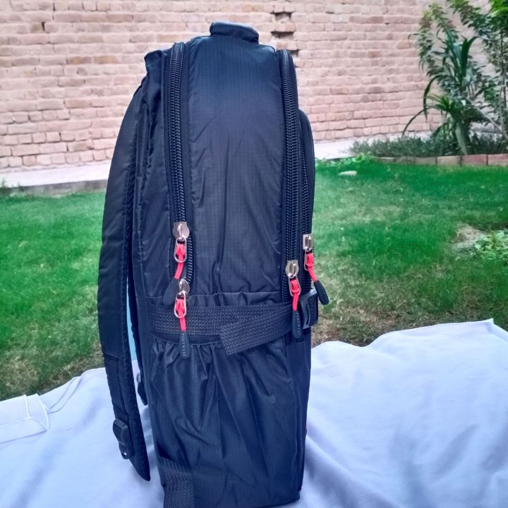 Lion%20Printed%20Travel%20Laptop%20Backpack%20Black%20with%20Multicolor%20Combination%20-%20Image%205