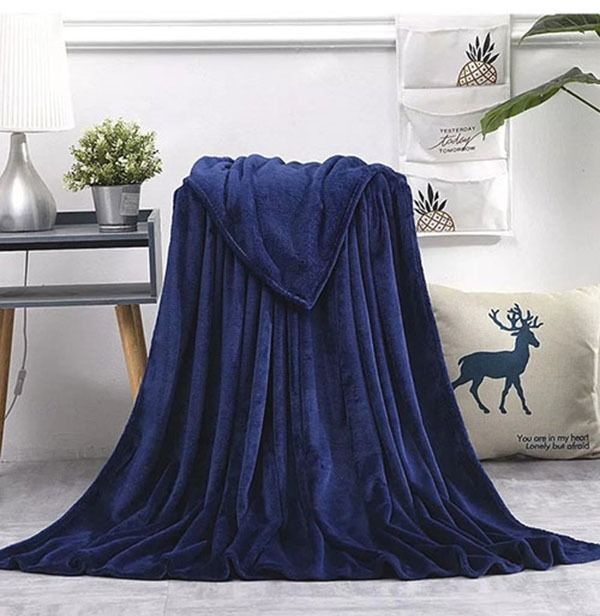 Super%20Soft%20Fluffy%20(AC)%20Fleece%20Blanket(kambal)%20for%20Double%20Bed%20King%20Size%20-%20Luxury%20Quality%20-%20Image%204