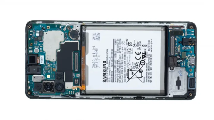 Samsung%20Galaxy%20A51%20Battery%20Replacement%20EB-BA515ABY%20with%204000%20mAh%20Capacity-%20Silver%20-%20Image%204