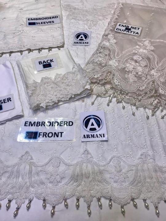 Full%20Lawn%20Suit%20With%20Net%20Dupatta%20-%20Image%204