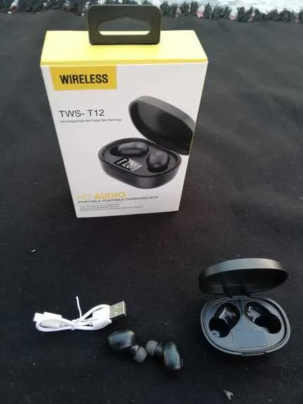 Tws%20T12%20wireless%20earbuds/Portable%20charging%20box/Black%20-%20Image%206