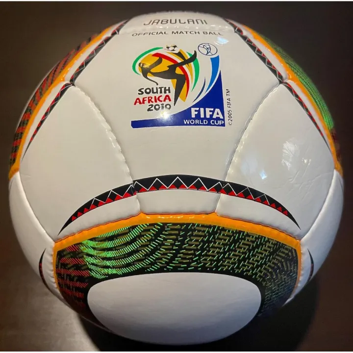 Jabulani%20Official%20Match%20Ball%20FIFA%20World%20Cup%202010%20Size%205%20-%20Premium%20Quality%20Football%20-%20Image%203