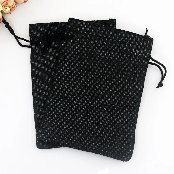 JUTE%20POUCH%2050/Piece%20Burlap%20Jute%20Sack%20Drawstring%20Small%20Storage%20Bags/Pouch%20For%20Kitchen,%20Festivals,%20DIY%20Craft,%20Presents,%20Party%20Favors,%20Snacks%20&%20Jewelry%20Etc%20-%20Image%204