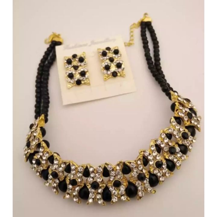 Necklace%20With%20Earrings%20for%20Women%20&%20Girls%20-%20Image%203